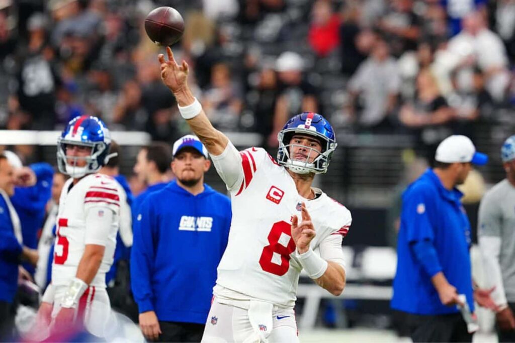 NFL: GM dos Giants esclarece futuro de Daniel Jones ap&oacute;s les&atilde;o