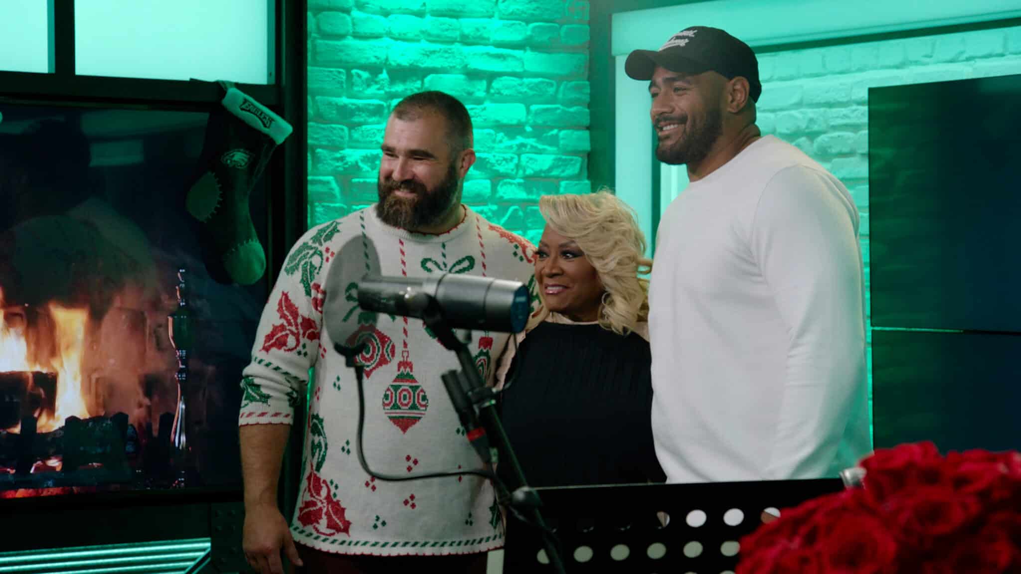 NFL: Jason Kelce lan&ccedil;a &aacute;lbum natalino para arrecada&ccedil;&atilde;o social