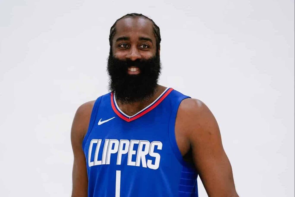 Nos Clippers, Harden escancara m&aacute;goa com 76ers: &lsquo;N&atilde;o me queriam&rsquo;