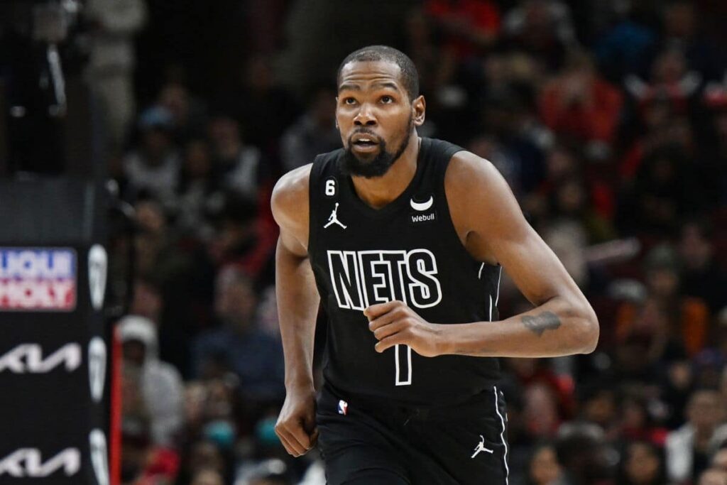 Kevin Durant abre o jogo sobre sa&iacute;da dos Nets: &lsquo;N&atilde;o havia consist&ecirc;ncia&rsquo;