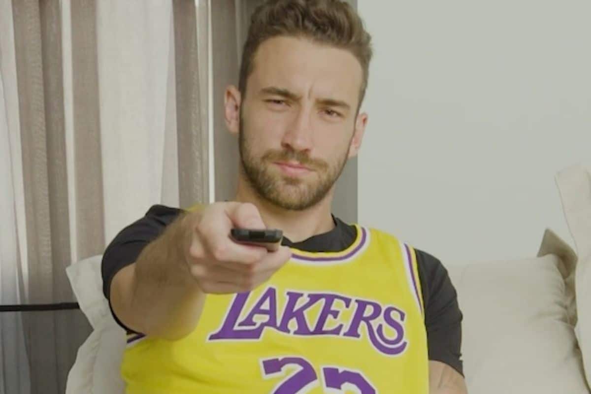 L&eacute;o Ortiz, capit&atilde;o do Bragantino, &eacute; torcedor do Los Angeles Lakers. Foto: Reprodu&ccedil;&atilde;o/arquivo pessoal