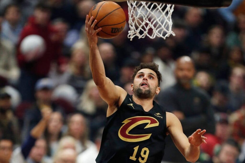 Raul Neto abre o jogo sobre sa&iacute;da da NBA e exalta Gui Santos: &lsquo;Brasil tem hist&oacute;ria&rsquo;