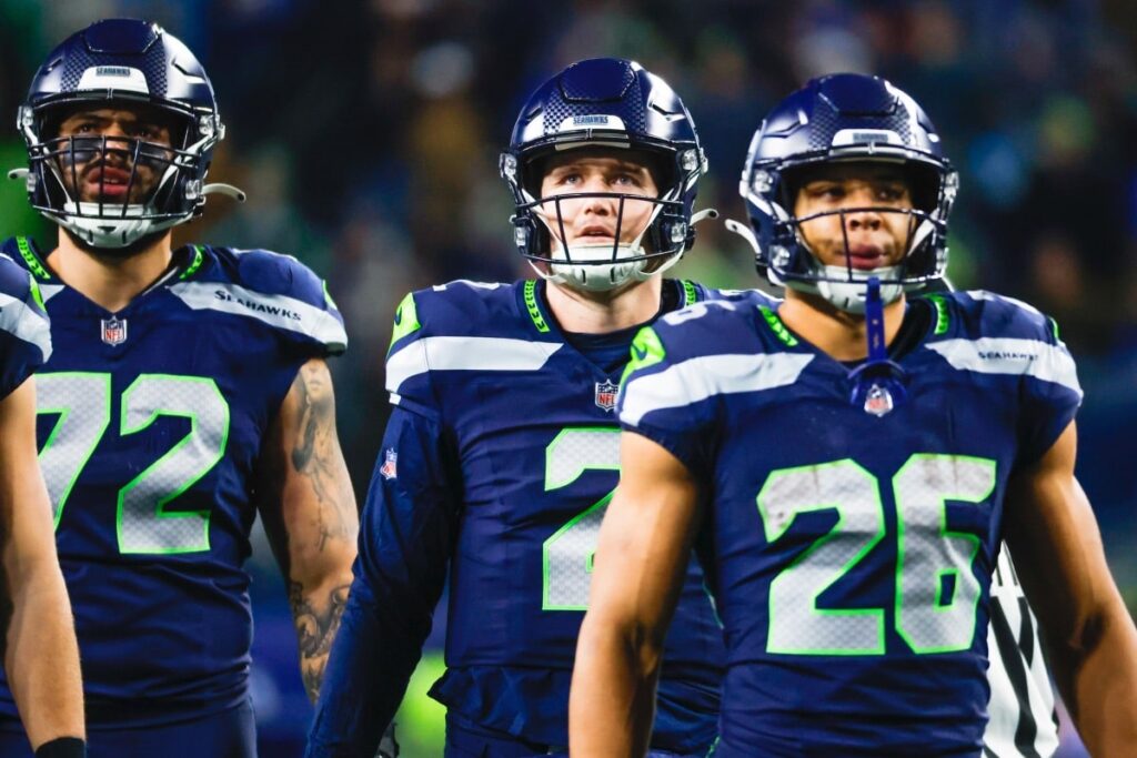 NFL: Seahawks fazem suspense, escalam quarterback e vencem Eagles