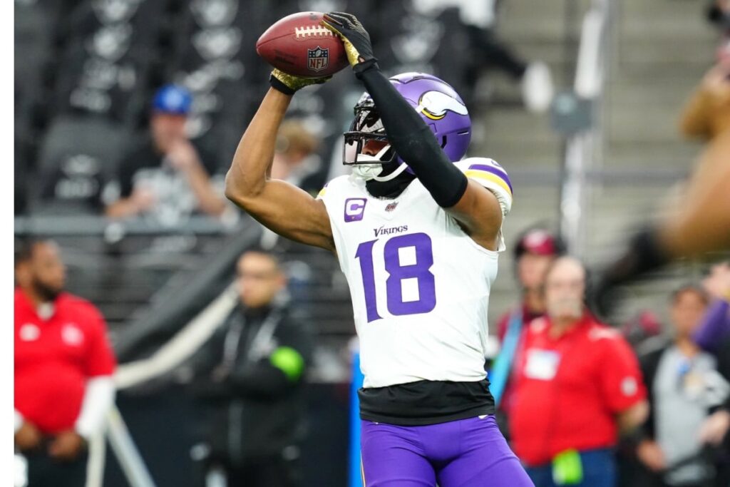 NFL: Justin Jefferson &eacute; liberado do hospital ap&oacute;s vit&oacute;ria dos Vikings