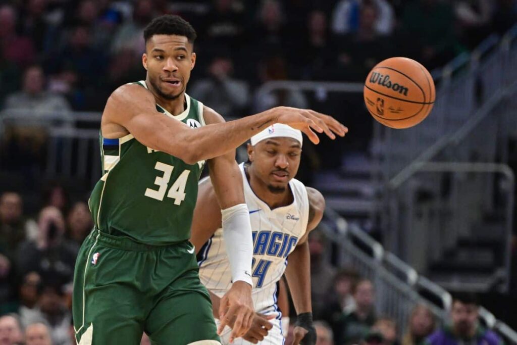 NBA: Bucks vencem Orlando Magic e chegam a seis vit&oacute;rias seguidas