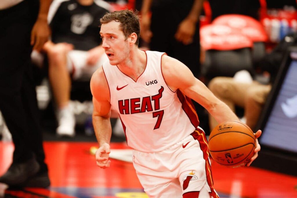 Ap&oacute;s 15 anos, ex-jogador do Heat se aposenta da NBA