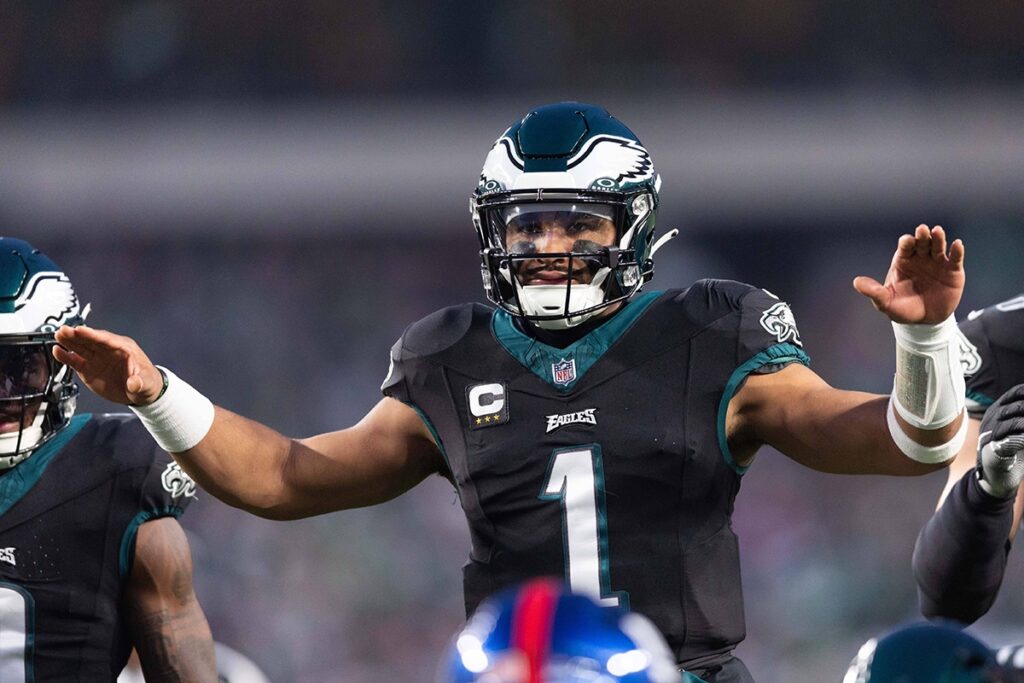 NFL: &lsquo;Jogada do ano&rsquo; d&aacute; recorde para Jalen Hurts, dos Eagles