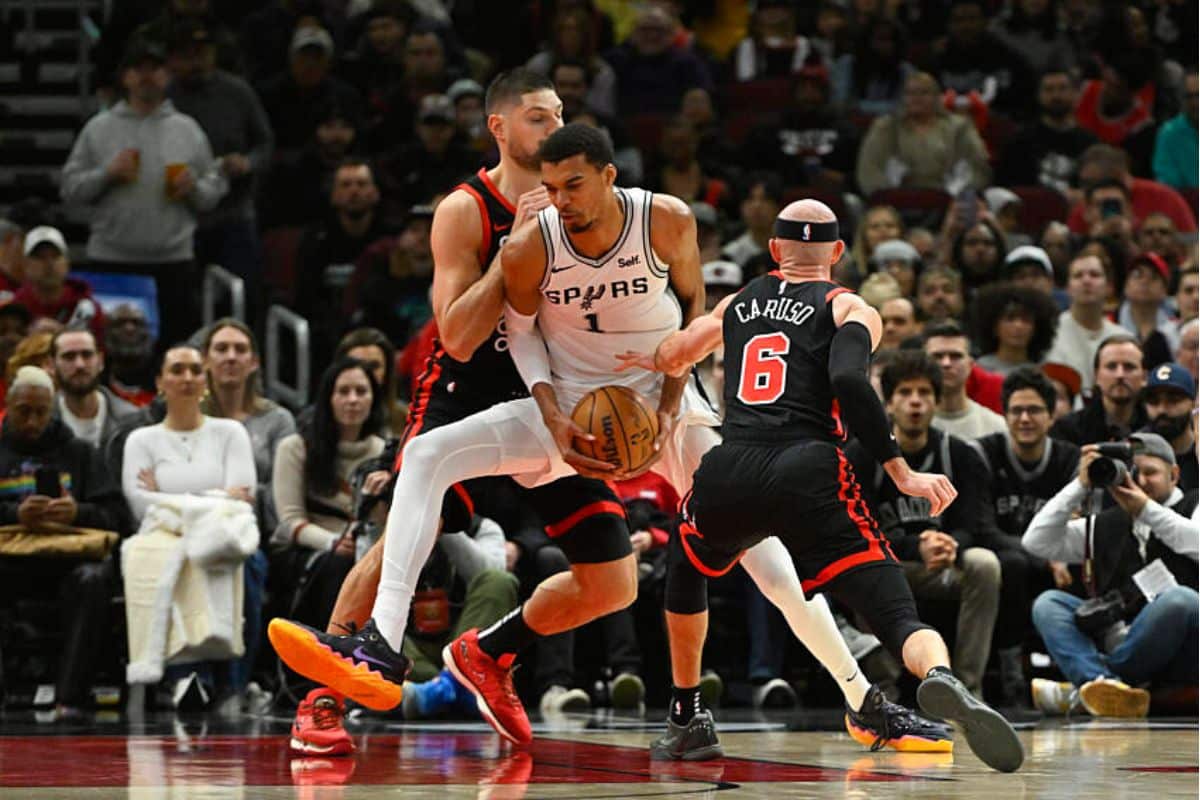 Wembanyama sobre aus&ecirc;ncia contra o Jazz: &lsquo;Me for&ccedil;aram'