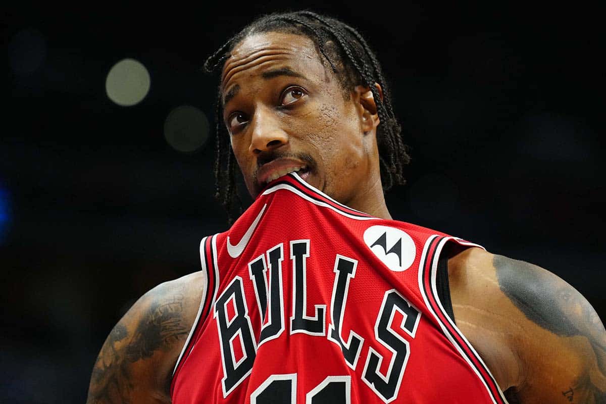 L&iacute;der em pontos no Chicago Bulls, DeMar DeRozan iguala Michael Jordan. 