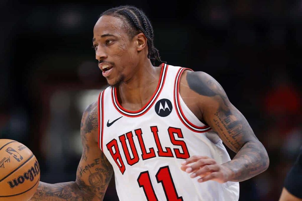 NBA: DeRozan se iguala a Michael Jordan em marca importante pelo Chicago Bulls