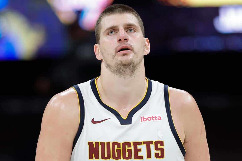 NBA: Jokic &eacute; &lsquo;barrado&rsquo; por James Harden e LA Clippers quebra tabu