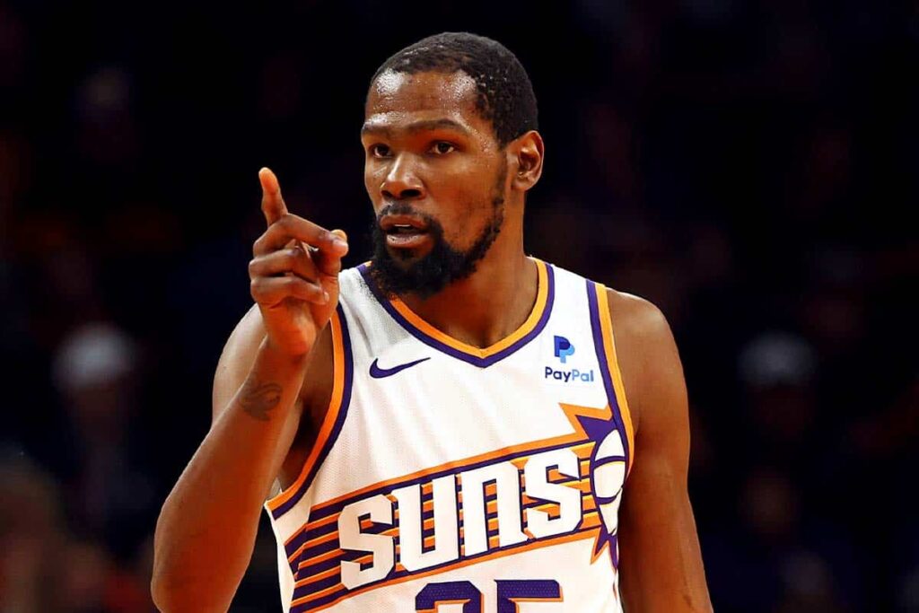 NBA: Ap&oacute;s suspens&atilde;o de Draymond Green, Kevin Durant quebra o sil&ecirc;ncio