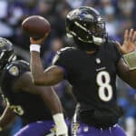 NFL: Lamar d&aacute; show, Ravens dominam os Dolphins e garantem a melhor campanha