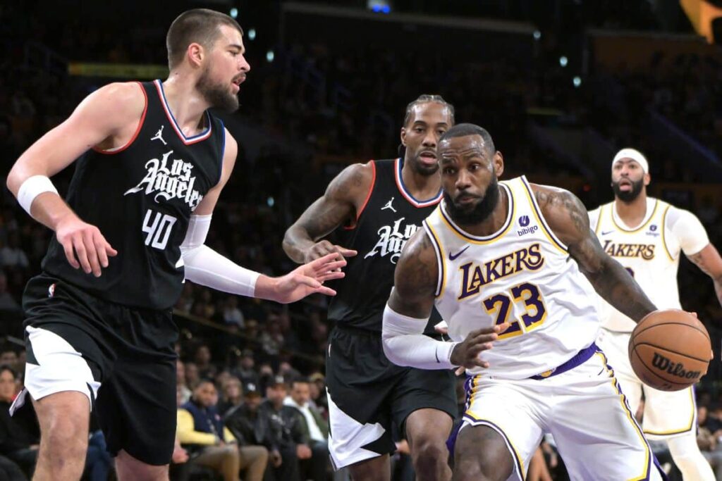 NBA: &eacute; dif&iacute;cil vencer os Lakers quando LeBron James defende