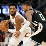 NBA: Donovan Mitchell domina em vit&oacute;ria dos Cavaliers sobre os Bucks