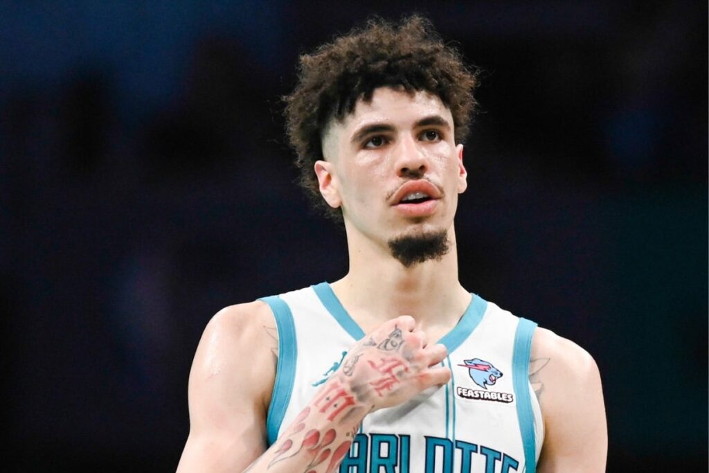 Jogador dos Hornets n&atilde;o ser&aacute; multado pela NBA