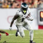 NFL: Les&atilde;o no joelho deixa astro dos Eagles fora do wildcard