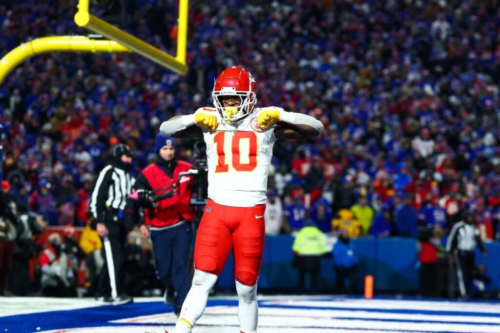 Destaque de favorito da NFL se defende: &lsquo;N&atilde;o sou um zumbi&rsquo;