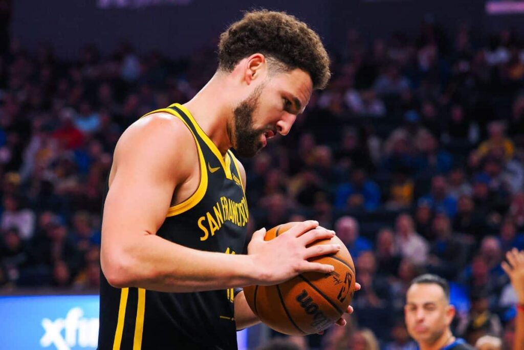 &lsquo;Mudou a minha mentalidade&rsquo;, diz Klay Thompson sobre conversa com Kerr