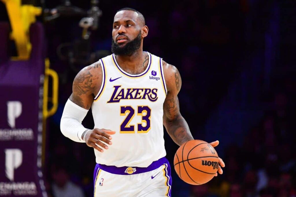 NFL: LeBron responde &lsquo;haters&rsquo; de Lamar Jackson nas redes sociais