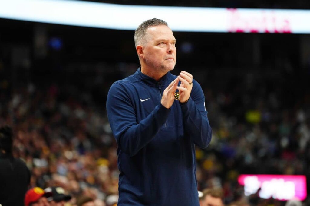 Emocionado, Malone destaca atua&ccedil;&atilde;o de Jokic: &lsquo;Honrou o legado&hellip;&rsquo;