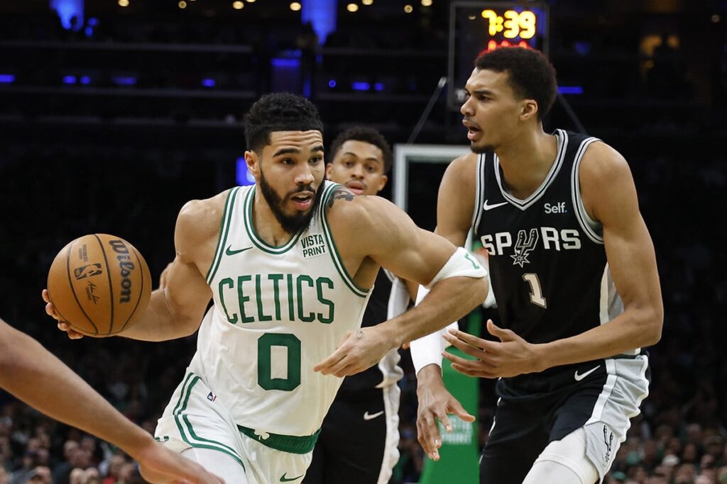 NBA: Celtics t&ecirc;m vit&oacute;ria tranquila contra Spurs