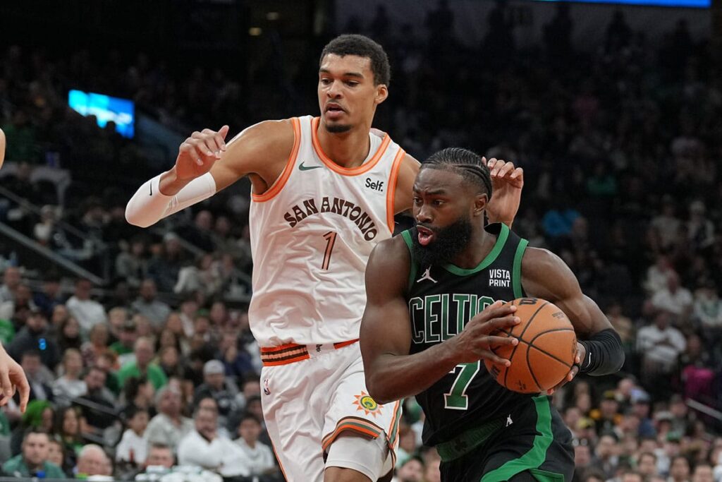 NBA: Celtics dominam e vencem os Spurs por mais de 30 pontos