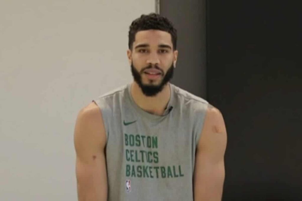 Deu match? Jayson Tatum faz Ana Maria Braga vibrar ao aparecer no Mais Voc&ecirc;