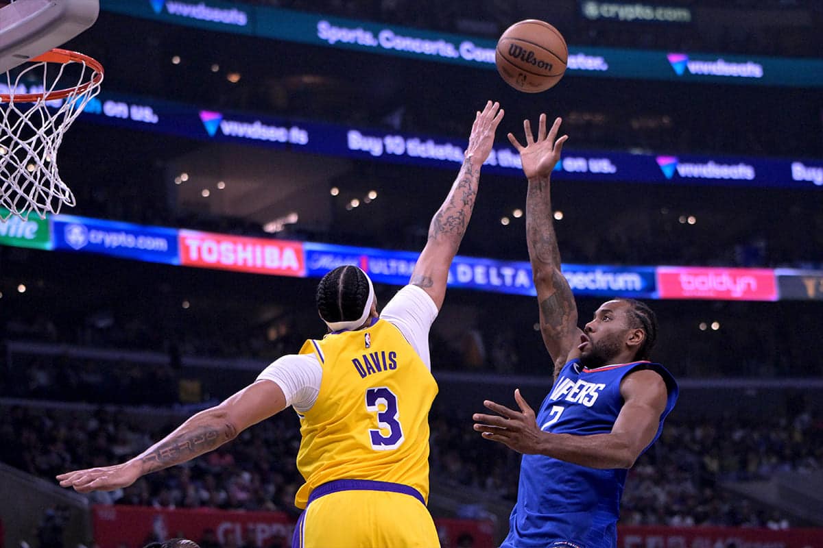 Anthony Davis e Kawhi Leonard foram os destaques de Lakers e Clippers.