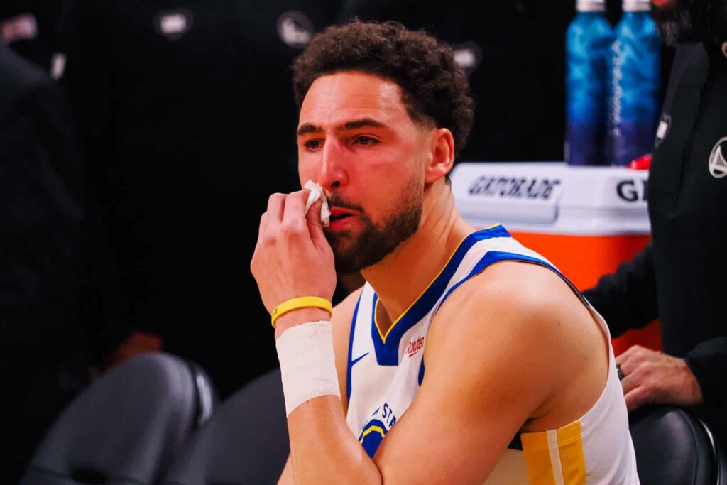 NBA: Warriors vencem Hawks e Klay Thompson vai &agrave;s l&aacute;grimas