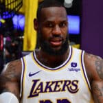 Nem James, nem Davis: Lakers superam Blazers com &lsquo;her&oacute;i&rsquo; improv&aacute;vel na NBA