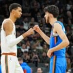 NBA: Chet Holmgren elogia Wembanyama, que faz pouco caso ap&oacute;s derrota