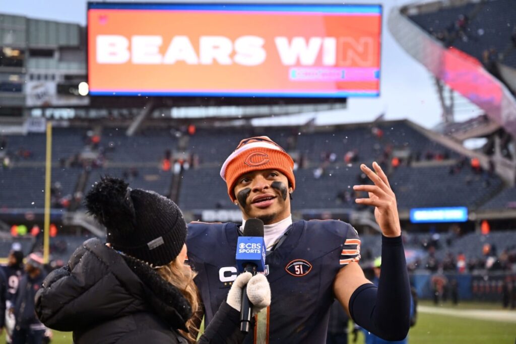 Justin Fields pede sinceridade aos Bears: &lsquo;Apenas me avise&rsquo;