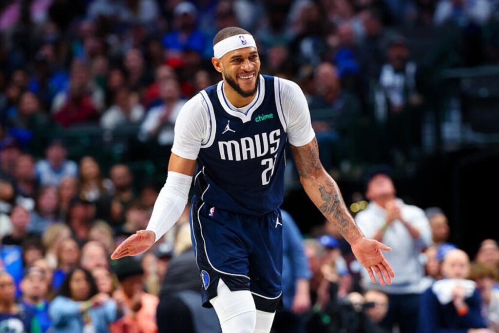 Dallas Mavericks humilham Thunder na NBA com direito a estreia de luxo de Daniel Gafford