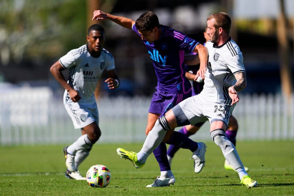 MLS: Times d&atilde;o show da bola redonda em Coachella