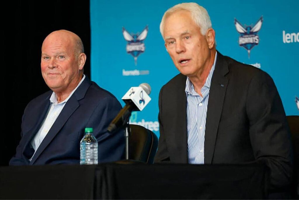 Dirigente de franquia da NBA pede demissão em meio a grave crise do time