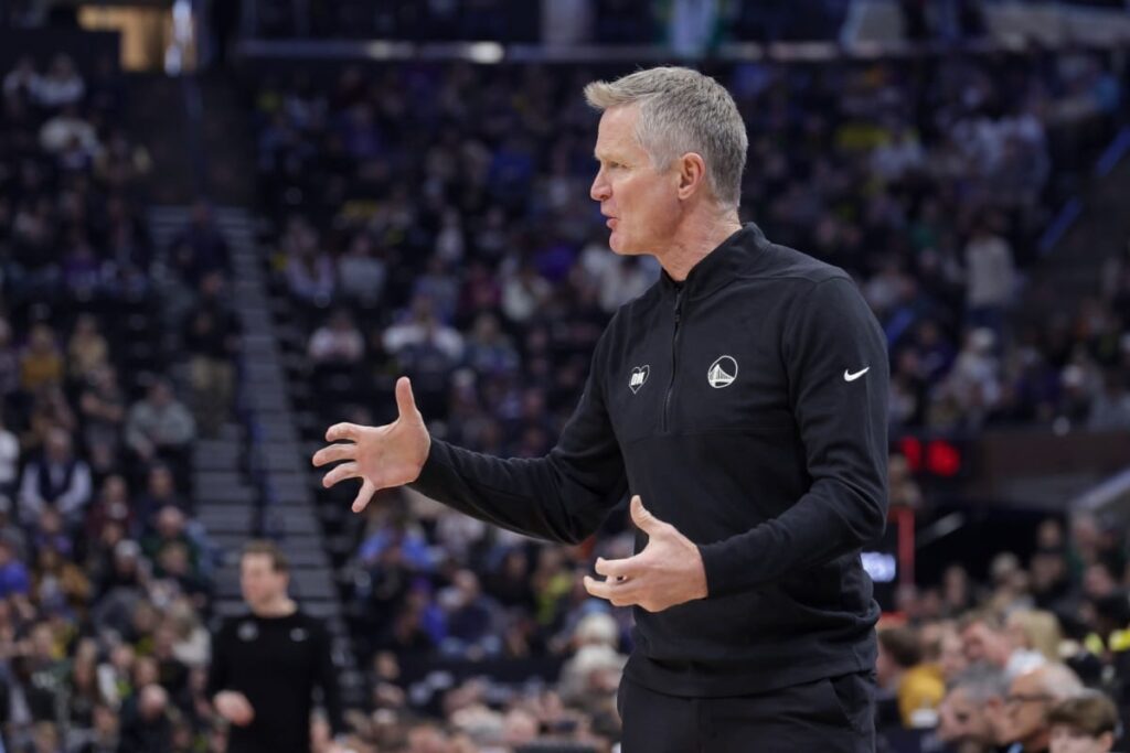 R$ 175 milh&otilde;es fazem Kerr e os Warriors baterem recorde na NBA