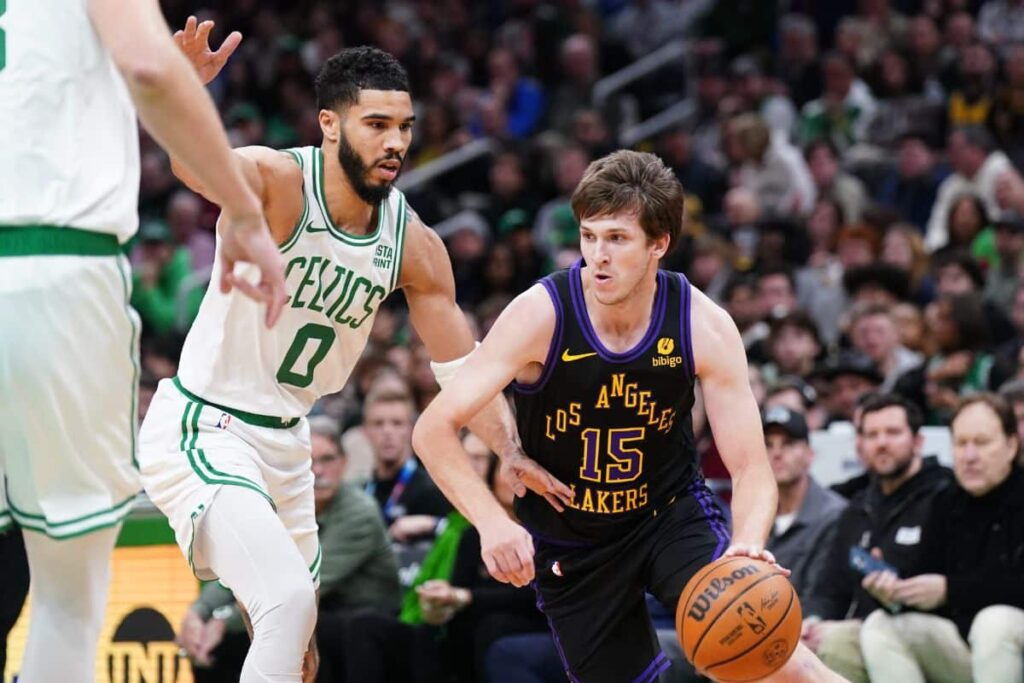 NBA: Sem LeBron e Anthony Davis, Lakers surpreendem e vencem os Celtics
