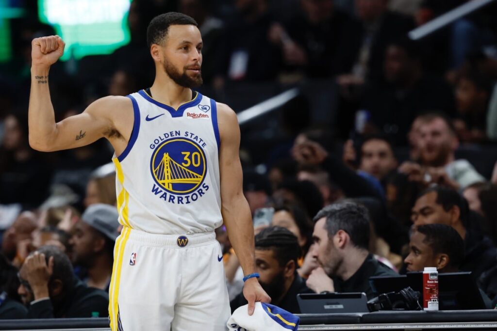 NBA: Curry supera desempenho negativo para ajudar Warriors em vit&oacute;ria contra Wizards