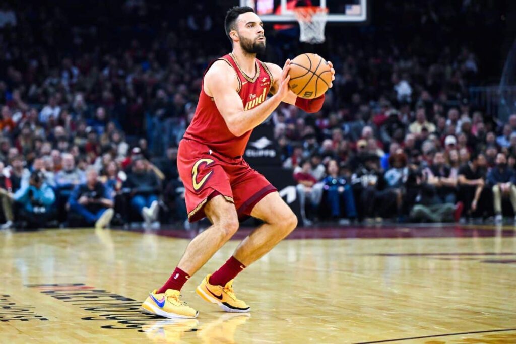 Max Strus desafiou estudiosos do basquete em atua&ccedil;&atilde;o hist&oacute;rica na NBA