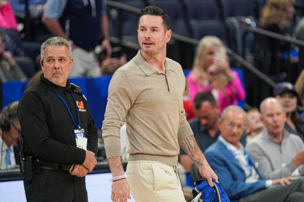 JJ Redick responde cr&iacute;ticas de Pat Beverley: &lsquo;c&acirc;meras na arena t&ecirc;m olhos melhores do que os seus&rsquo;