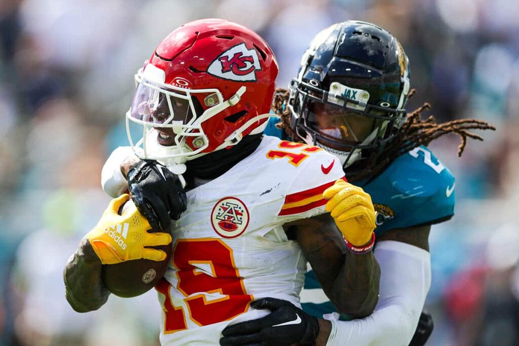 Destaque do &uacute;ltimo Super Bowl pelos Chiefs n&atilde;o deve jogar hoje