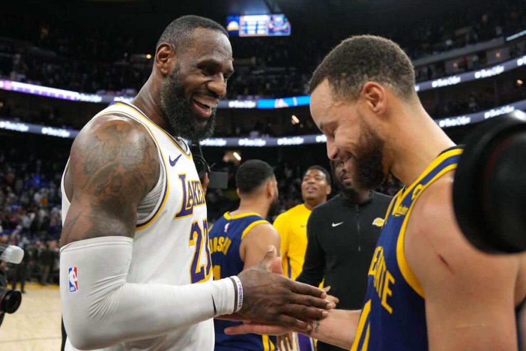 Multiverso? LeBron James e Curry juntos quase foi realidade na NBA