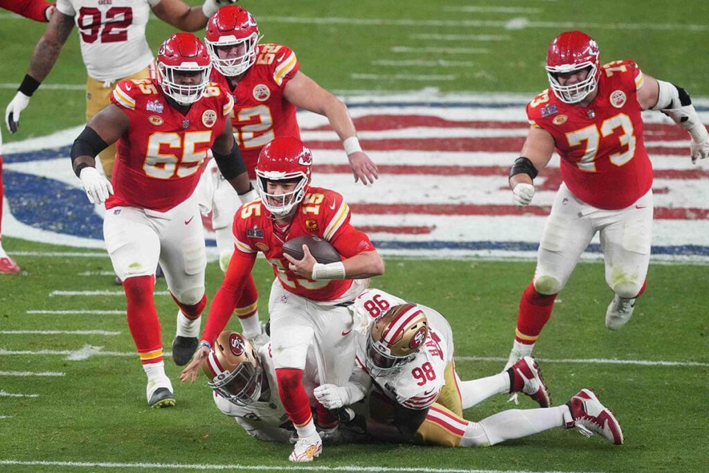 Super Bowl: Mahomes brilha em prorroga&ccedil;&atilde;o e leva Chiefs a mais um t&iacute;tulo