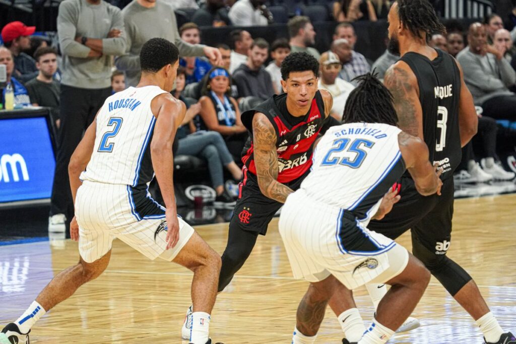 Brasil e M&eacute;xico nos planos internacionais&nbsp;da&nbsp;NBA