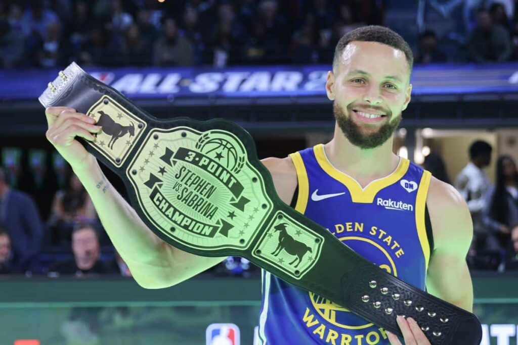 NBA All-Star: Stephen Curry vence Sabrina Ionescu em desafio in&eacute;dito
