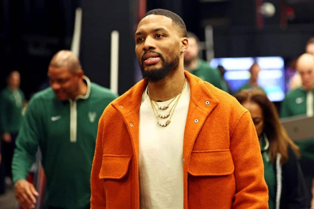 Damian Lillard faz forte desabafo sobre solid&atilde;o em Milwaukee: &lsquo;N&atilde;o vivo muito&rsquo;