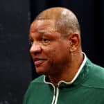 NBA: Crise com Rivers? Bucks perdem para Suns em show de Devin Booker