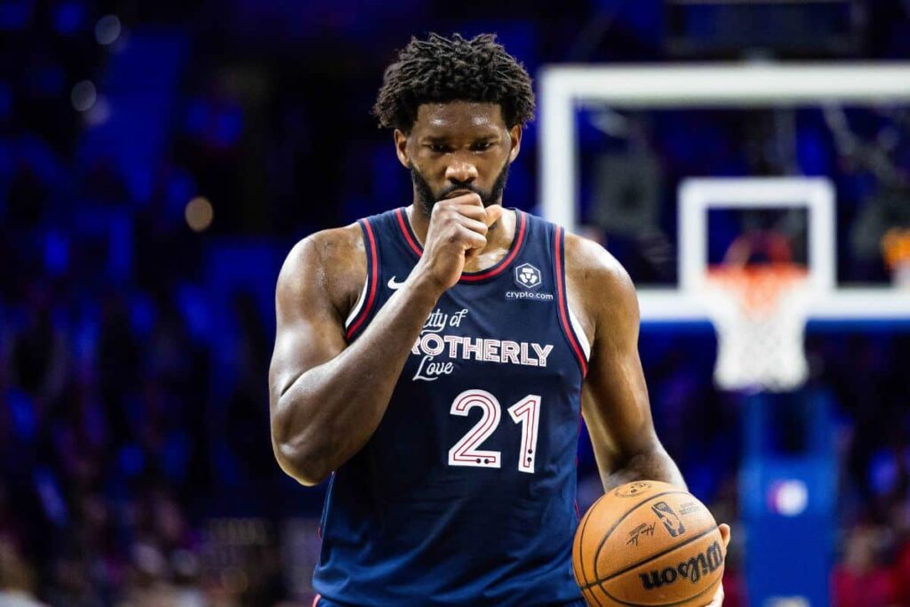 NBA: Joel Embiid passar&aacute; por cirurgia e d&aacute; adeus definitivo ao 2&ordm; MVP
