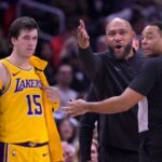 Ap&oacute;s vencer os Celtics, t&eacute;cnico dos Lakers revela conversa com Austin Reaves: &lsquo;Eu apenas&hellip;